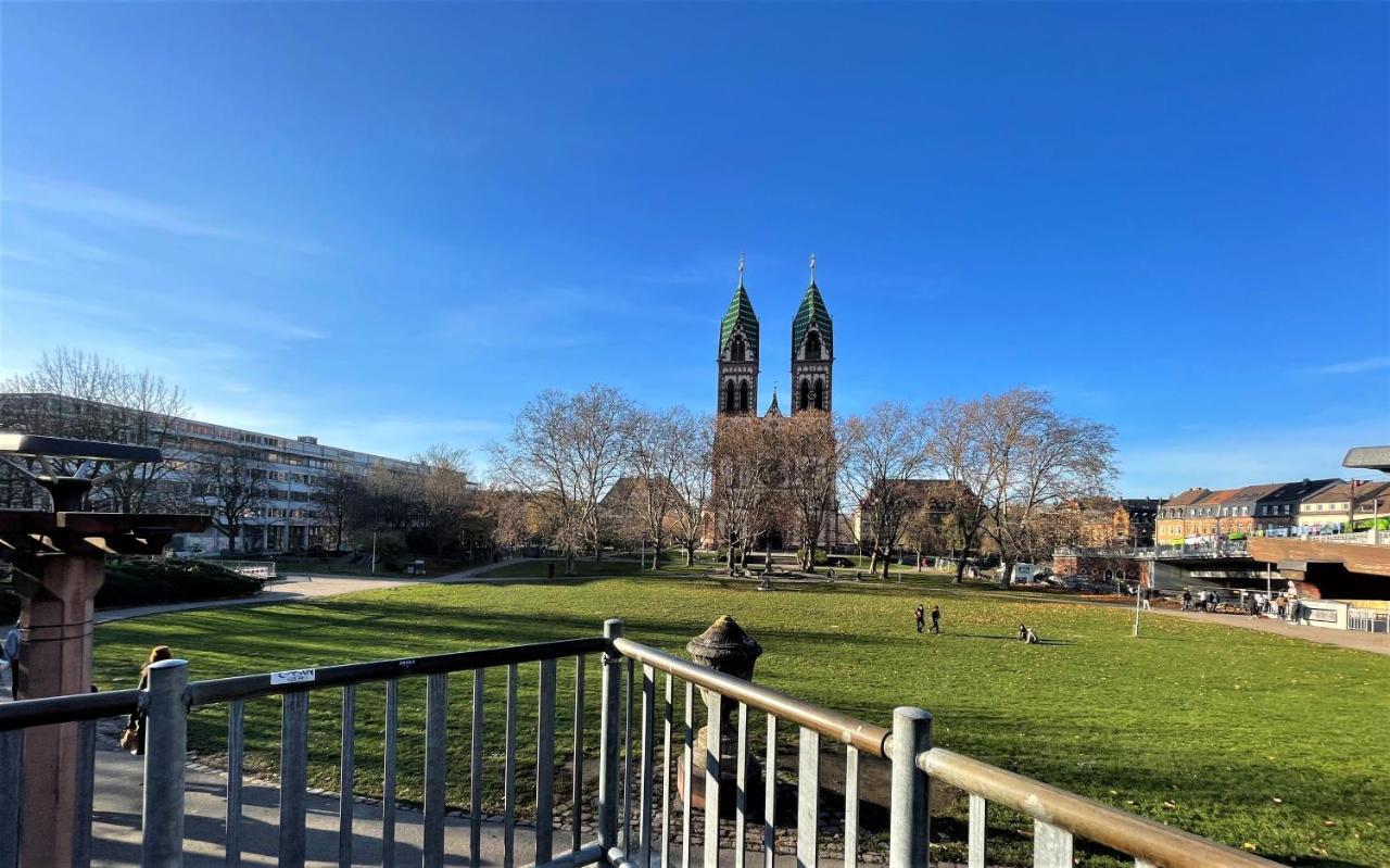 Boutique Apartment Am Bahnhof Fryburg Bryzgowijski Zewnętrze zdjęcie